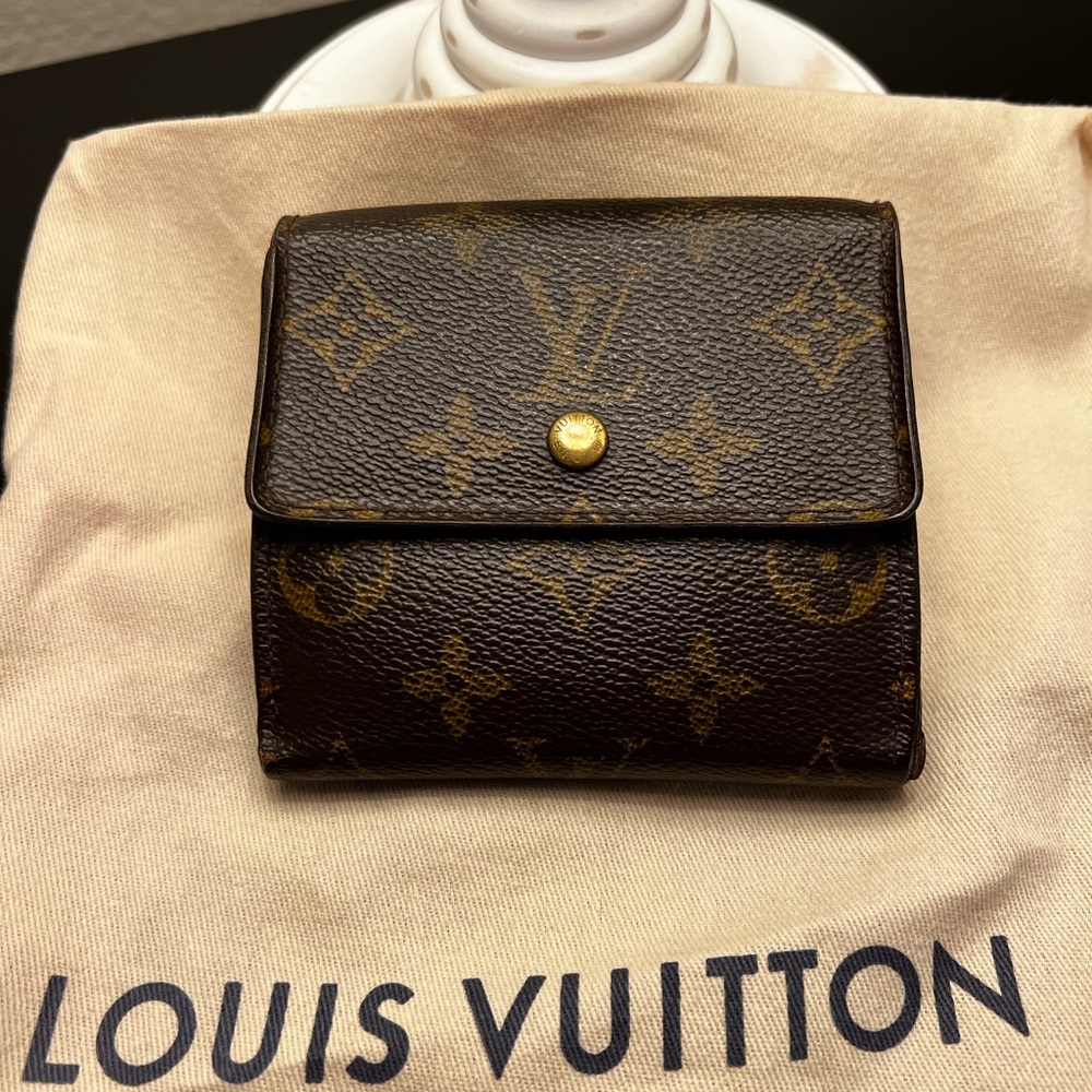 LV Wallet Authentic - Picture 5 of 11